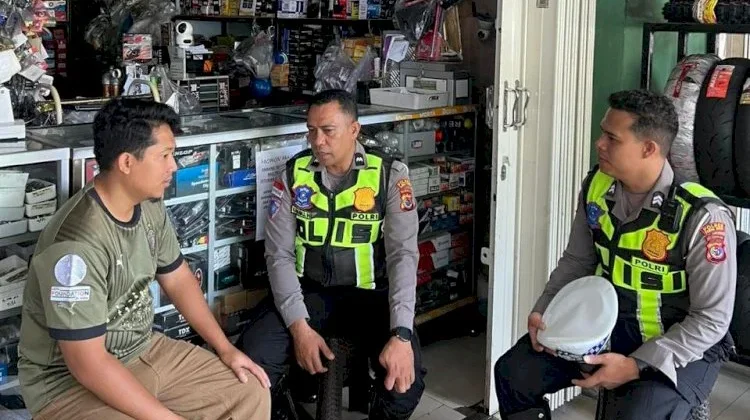 Satlantas Sumba Timur Gencarkan Edukasi Tertib Lalu Lintas Masyarakat