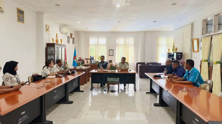 Wabup Sumba Timur Bahas Rencana Kantor Imigrasi Waingapu