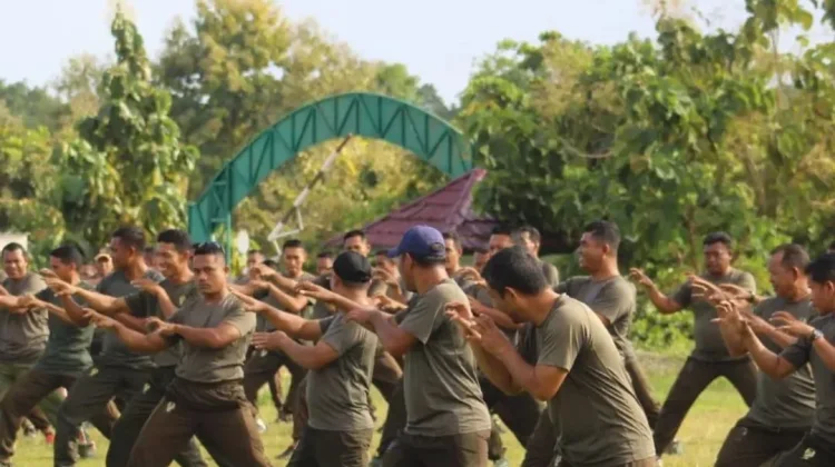 Kodim 1629 SBD Gelar Latihan Pencak Silat Militer