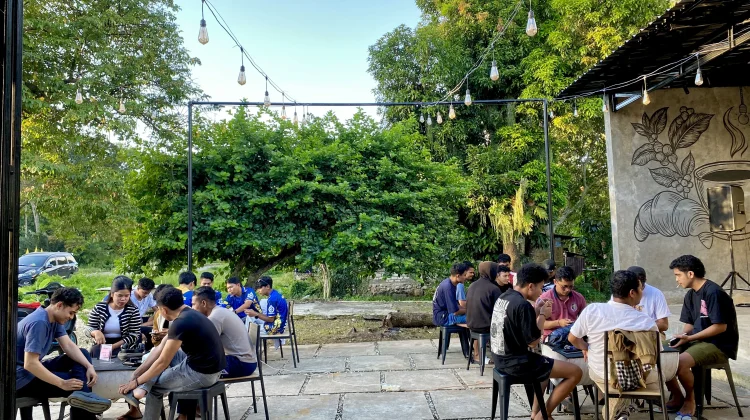 Antusias Tinggi Lomba Mobile Legends Asgard Cafe Sumba
