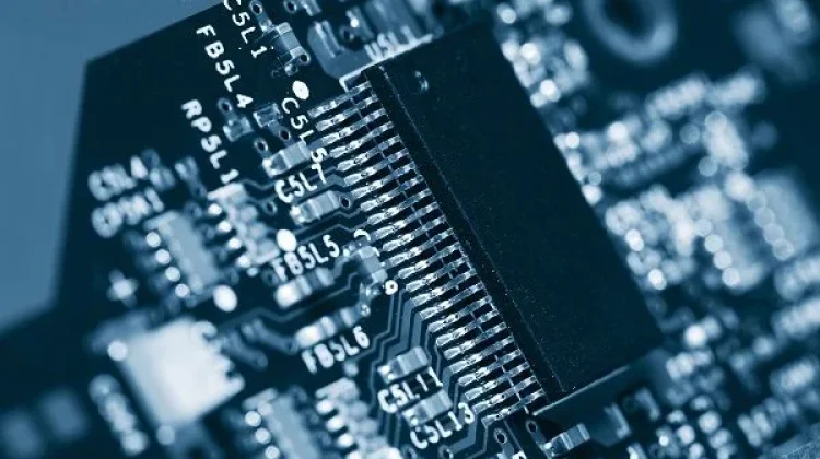 Kelangkaan Chip Memori Dorong Kenaikan Harga Gadget Global