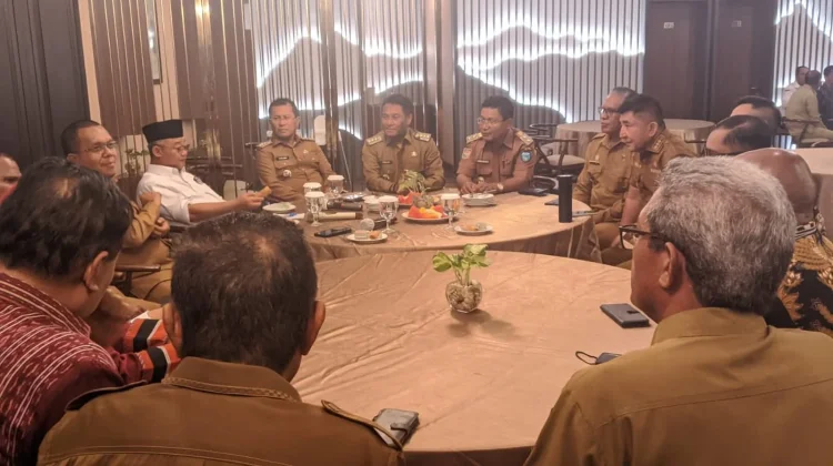 Wabup Sumba Barat Hadiri Pembahasan Strategis Pendidikan Nasional