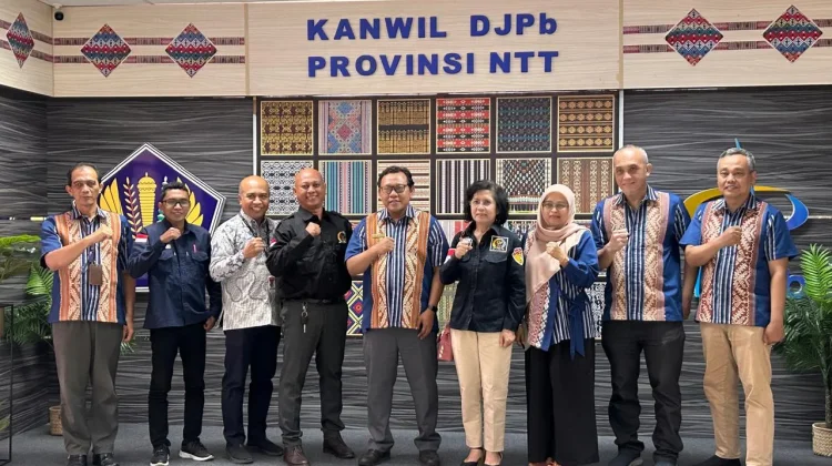 Audiensi Anggota DPD RI Provinsi NTT dengan Kepala Kanwil DJPb NTT