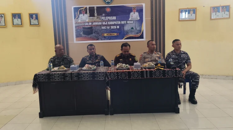 Sekda Lepas Jamaah Haji Asal Rote Ndao