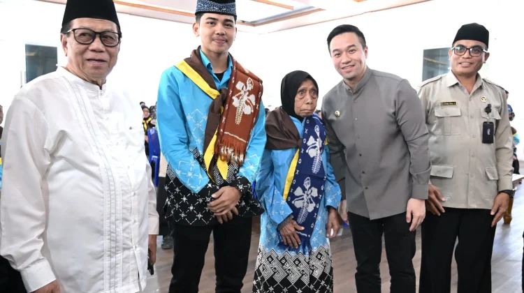 Pemkot Kupang Melepas Keberangkatan 159 Calon Jemaah Haji