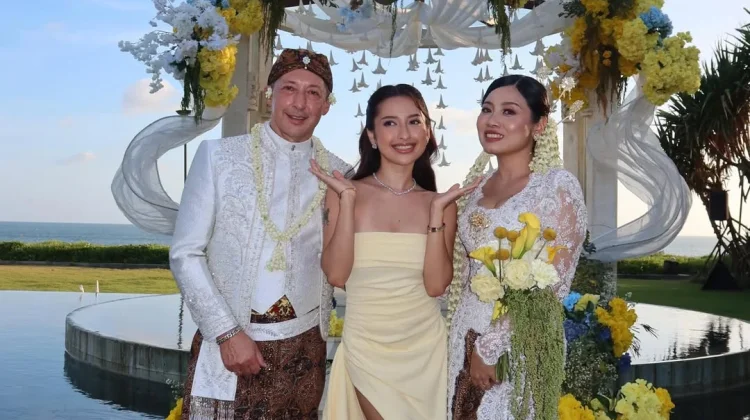 Ayah Jennifer Coppen Menikah Lagi