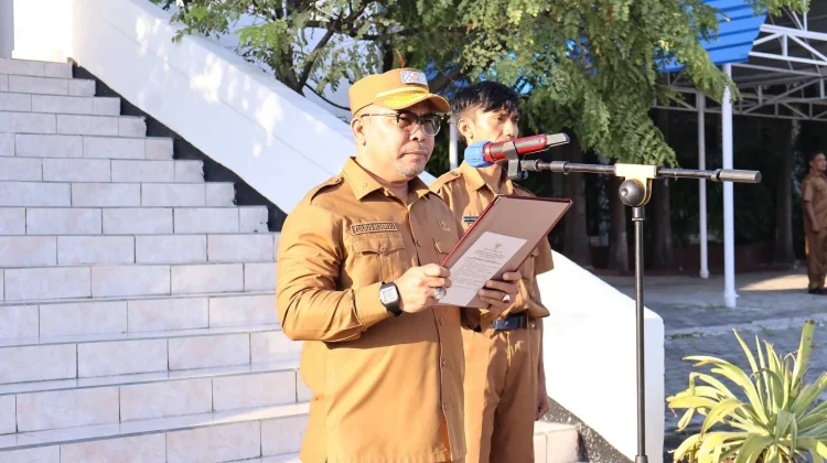 Asisten Perekonomian dan Pembangunan Setda Sumba Timur Pimpin Apel Kekuatan