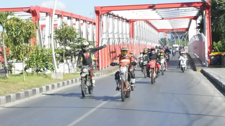 Danrem 161 Wira Sakti Pimpin Trabas menuju Pantai Oetune