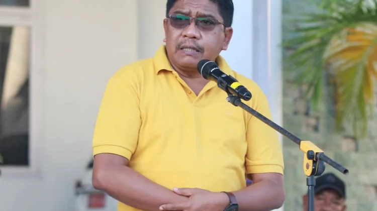 Bupati Sumba Timur Semarakkan May Day Dengan Jalan Sehat Bersama