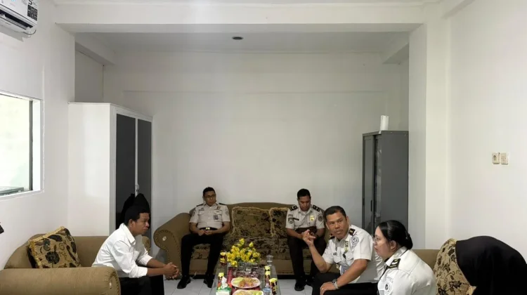Jaga  Data Kemenkum NTT  Serah Terima Arsip Pegawai