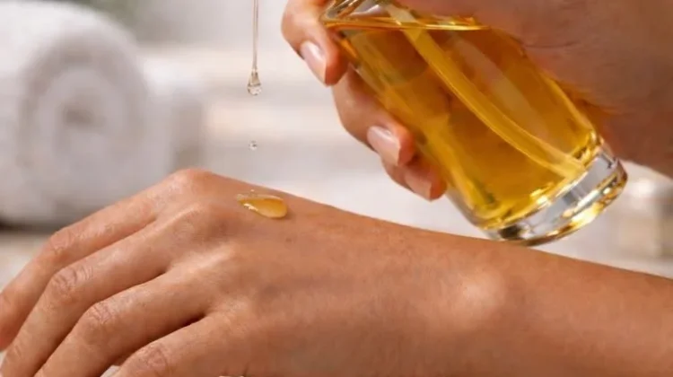 Body Oil untuk Kulit Kering