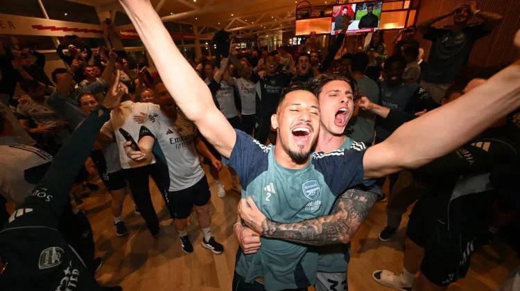 Arsenal Juara Premier League, Akhiri Penantian 22 Tahun!