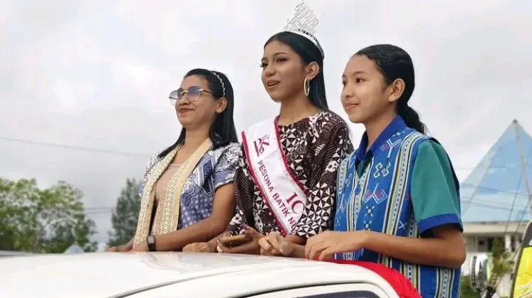 Angkat Tenun Timor, Rambu Hagya Bani Raih ICON Pesona Batik Nusantara 2026