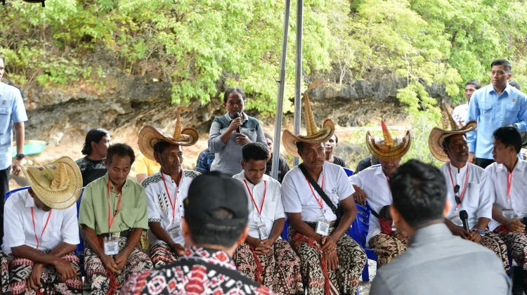Petani Rumput Laut di Rote Ndao Minta Bantuan Modal ke Wapres RI