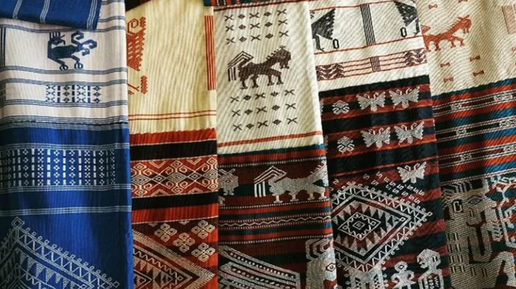 Tenun Sumba, Warisan Budaya Bernilai Tinggi yang Ditenun Penuh Kesabaran