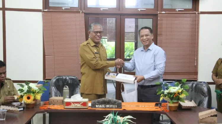 UNITRI Perkuat Sinergi Pendidikan Bersama Pemerintah Sumba Barat