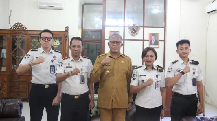 Wakil Bupati Sumba Barat Terima Kabapas Waikabubak Bahas Penguatan Kolaborasi Be