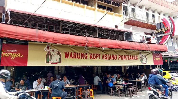 Kopi Pancong Pontianak, Kenapa Cuma Setengah Cawan?