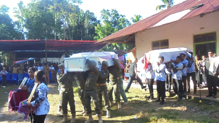 Pemerintah SBD Berikan Penghormatan Terakhir pada Dua Putra Terbaik Daerah