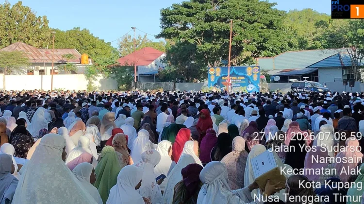 Ustad Nursalim Ajak Jamaah di Kupang Berkurban Demi Sesama