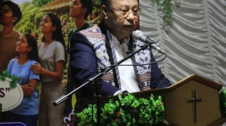 Bupati Sumba Barat Buka Prasidang Komisi Anak Remaja