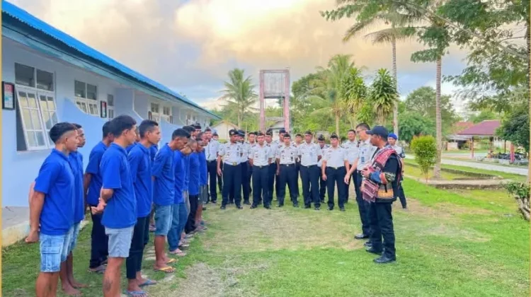 Kakanwil Apresiasi Kekompakan Warga Binaan Lapas Terbuka Waikabubak Sumba