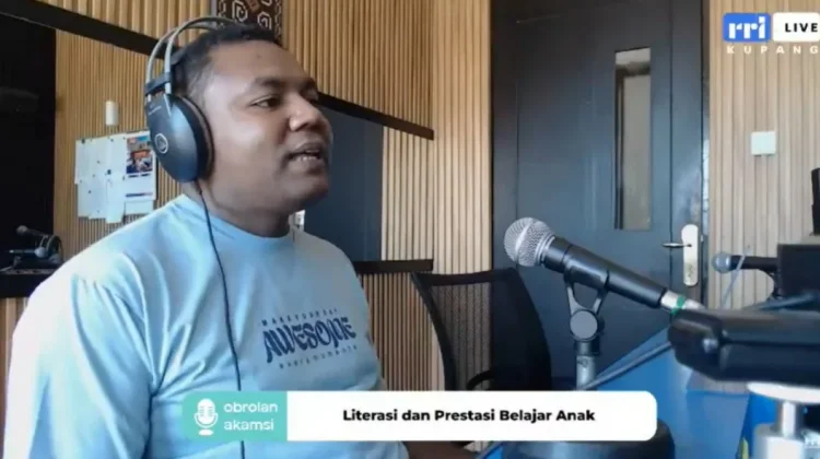 Literasi Jadi Kunci Perbaikan Prestasi Akademik Siswa di NTT