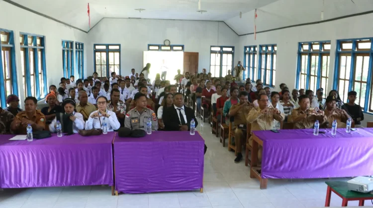 Asisten III SBD Hadiri Pengumuman Kelulusan SMP Teknologi Kristen Pniel