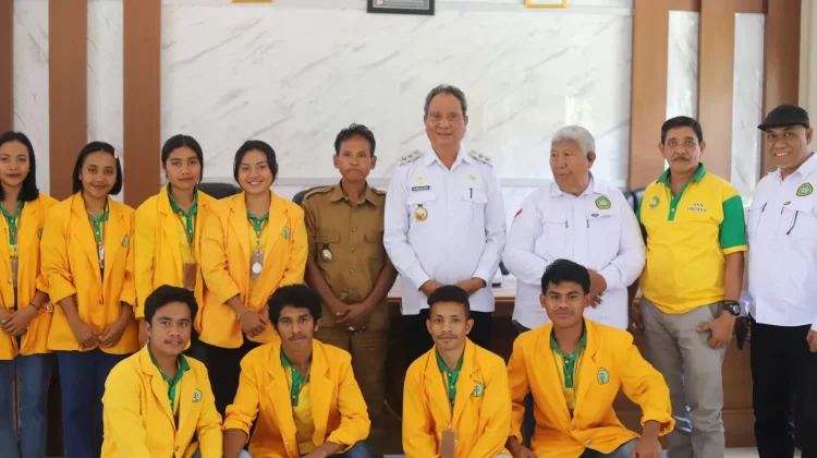 Wabup Sumba Tengah Lepas Mahasiswa KKN Undana Berdampak