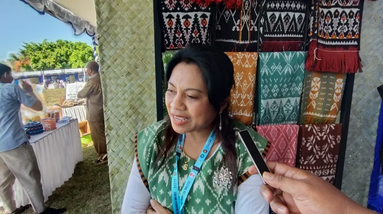 Tenun Ikat Jadi Produk Unggulan Kabupaten Rote Ndao