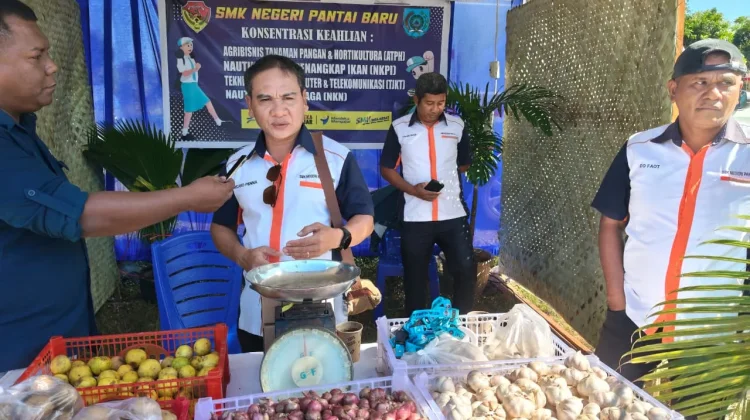 SMK Pantai Baru Pamerkan Produk Siswa