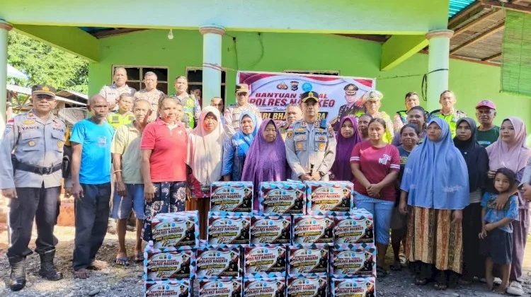 Menjelang HUT Bhayangkara ke-80  Polres Nagekeo Salurkan Bantuan Sosial