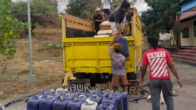 Ditpolairud Polda NTT Gagalkan  Penyelundupan Minyak Tanah ke Rote Ndao