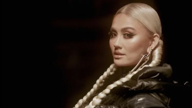 Agnez Mo Isi Suara Film