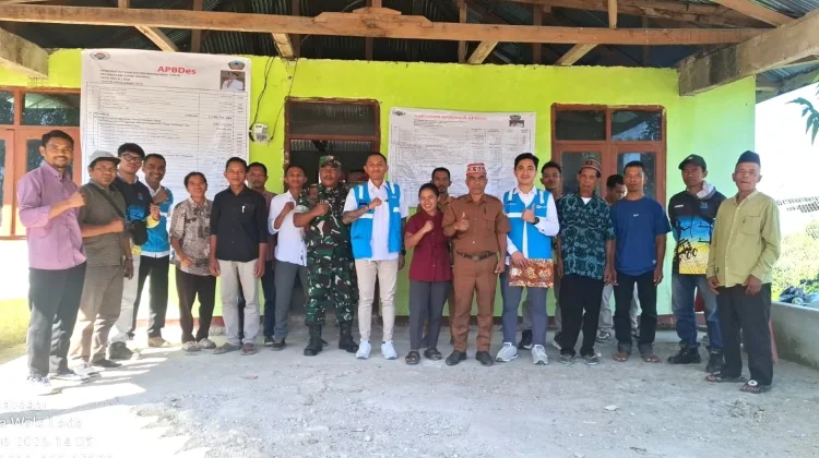 Warga Wejang Pongkor Gotong Royong Sambut Listrik PLN