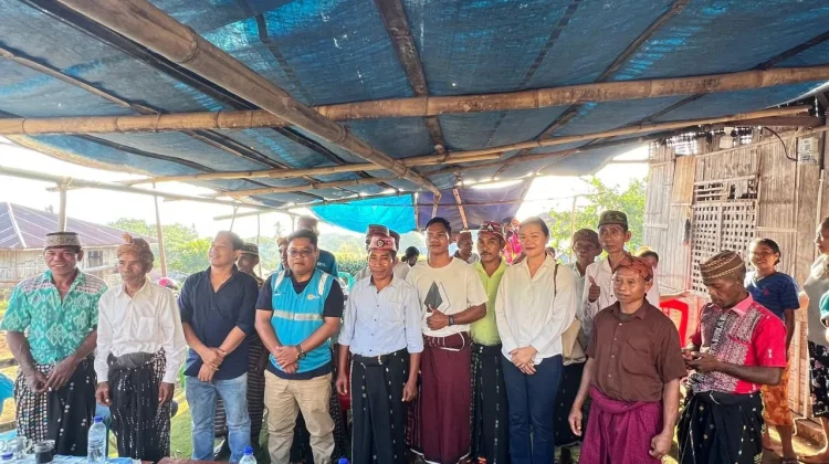 PLN Nyalakan Listrik Bagi 24 KK Warga Pau di Manggarai Barat
