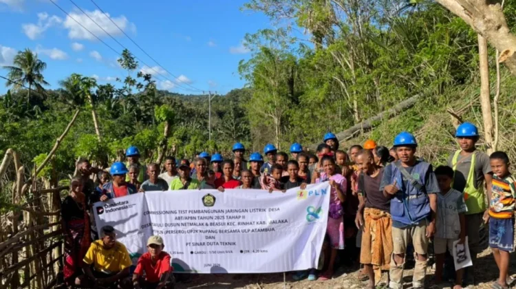 Sekian Lama Menanti, Mimpi Dua Dusun di Malaka Akhirnya Nikmati Listrik PLN