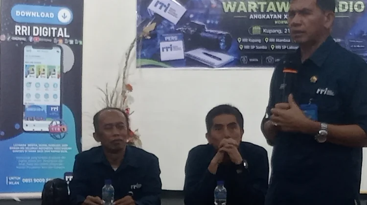 Dewas LPP RRI Tutup UKWR Angkatan 38 dan 39 Korwilnus VI