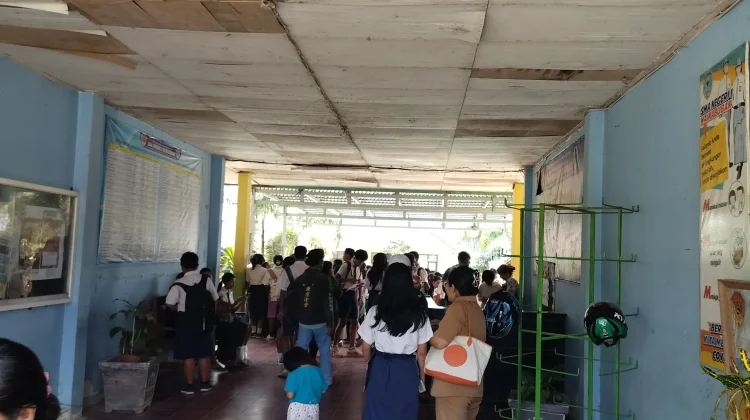 SMA Negeri Satu Waikabubak Teraoakan Penerimaan Murid Baru  Sistim Online