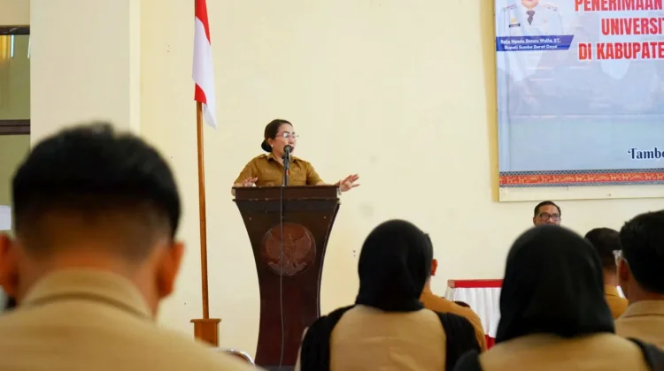 Bupati Sumba Barat Daya Sambut Mahasiswa KKN UGM