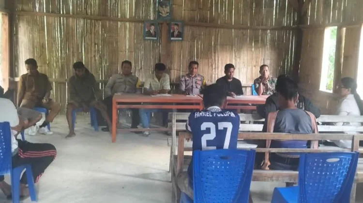Musyawarah Penyelesaian Sengketa Lahan Warga Desa Subarade Bersama