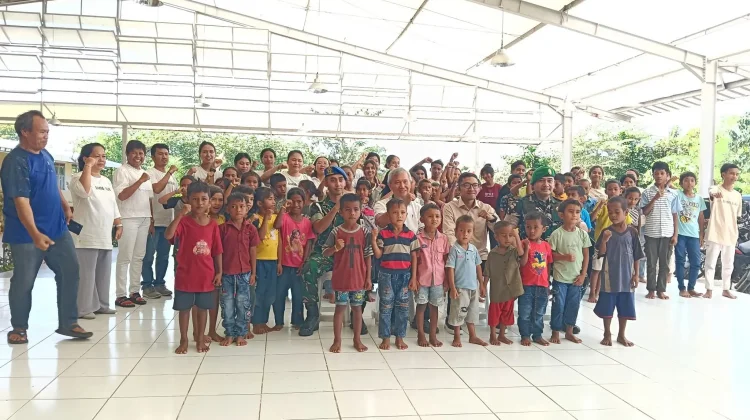 Dandim 1629 SBD Kunjungi Panti Asuhan Peduli Kasih