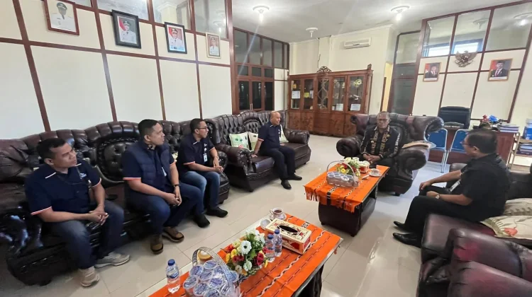 Wabup Sumba Barat Perkuat Kemitraan Bank NTT Dorong Kemajuan UMKM