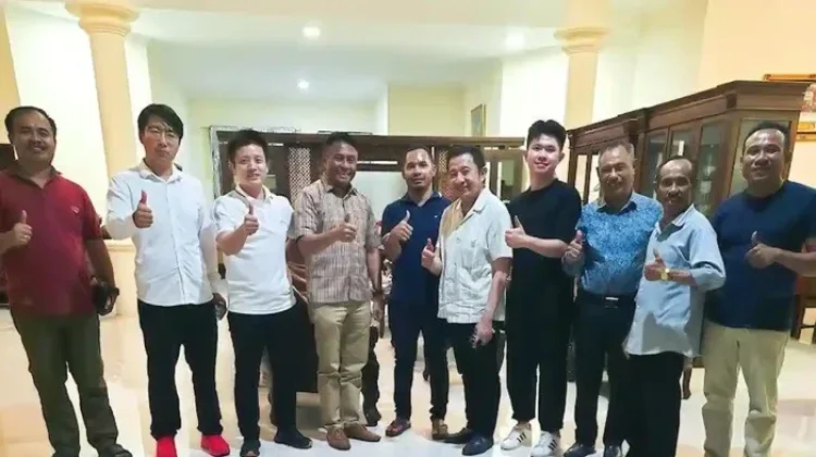 Bupati Paulus Henuk Jemput Investasi Energi Surya