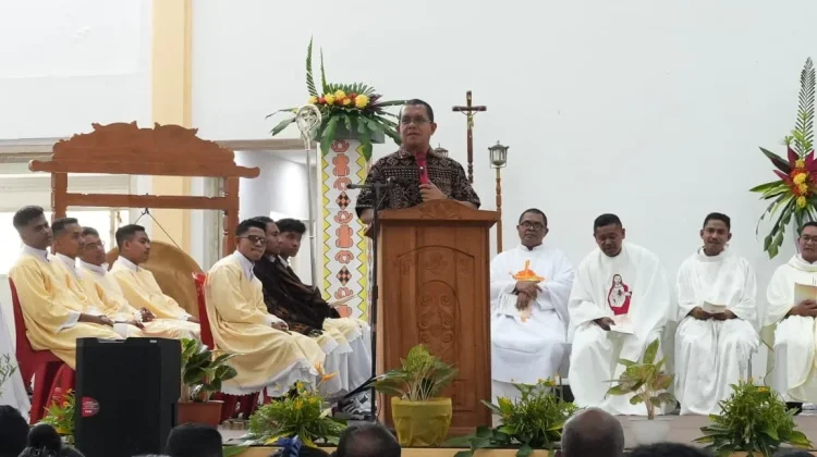 Gubernur NTT Ajak OMK Memimpin Literasi dan Ekonomi Kerakyatan