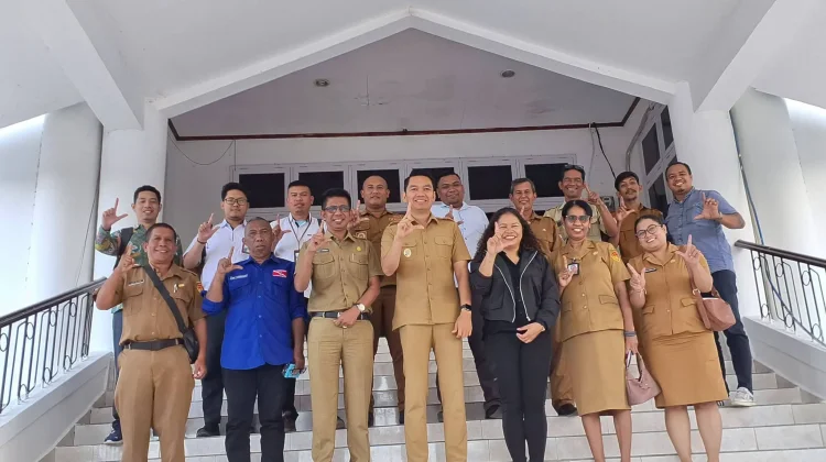 Wabup Sumba Timur Bahas Pengelolaan Rumput Laut Berkelanjutan Bersama Yayasan