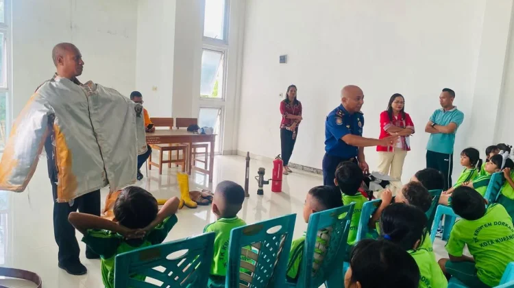 Damkar Kupang Bagikan Langkah Awal Hadapi Kebakaran
