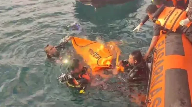 Tenggelam saat Snorkeling di Pulau Kelor Labuan Bajo, 2 WNA China Tewas