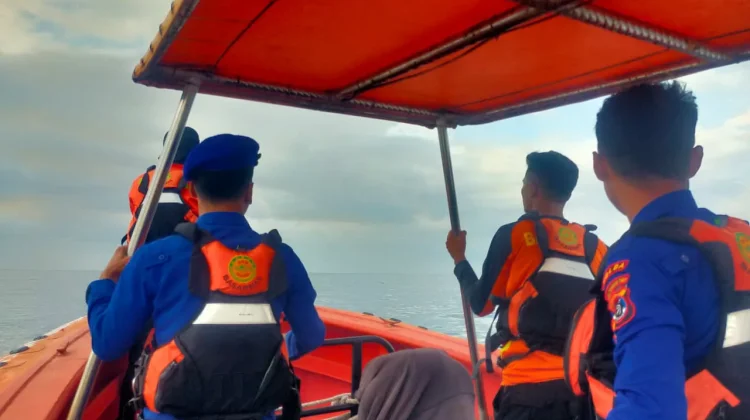 Pria 40 Tahun Diduga Lompat dari KM Lambelu, Tim SAR Intensifkan Pencarian