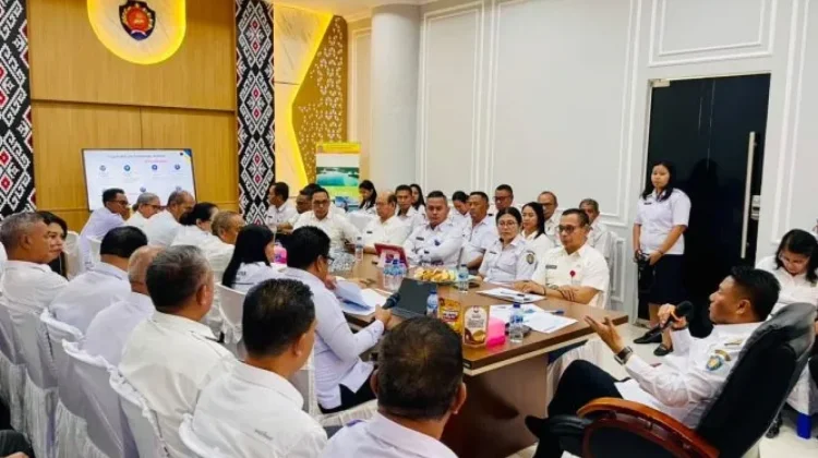 Bupati Rote Ndao Perkuat Keterbukaan Informasi Publik